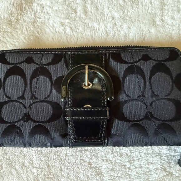 Vintage Coach black Campbell large C's Buckle Zippy Accordion wallet large - Picture 1 of 5